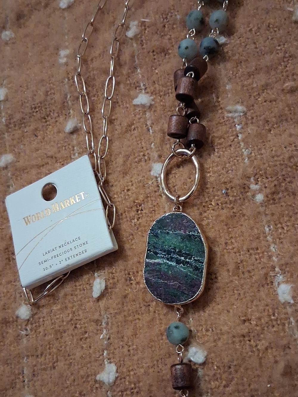 World Market Neckless - Picture 2 of 5